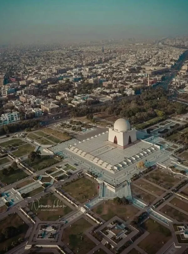 Picture of mausoleum of Quaid-e-Azam in bright sunny day, also known as mazar-e-quaid, famous landmark of Karachi Pakistan and tourist attraction of Pakistan.